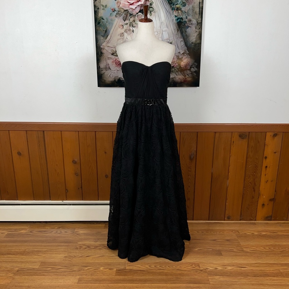 Beautiful Adrianna Papell Pleat Bodice Rosette Gown! - Picture 2 of 7